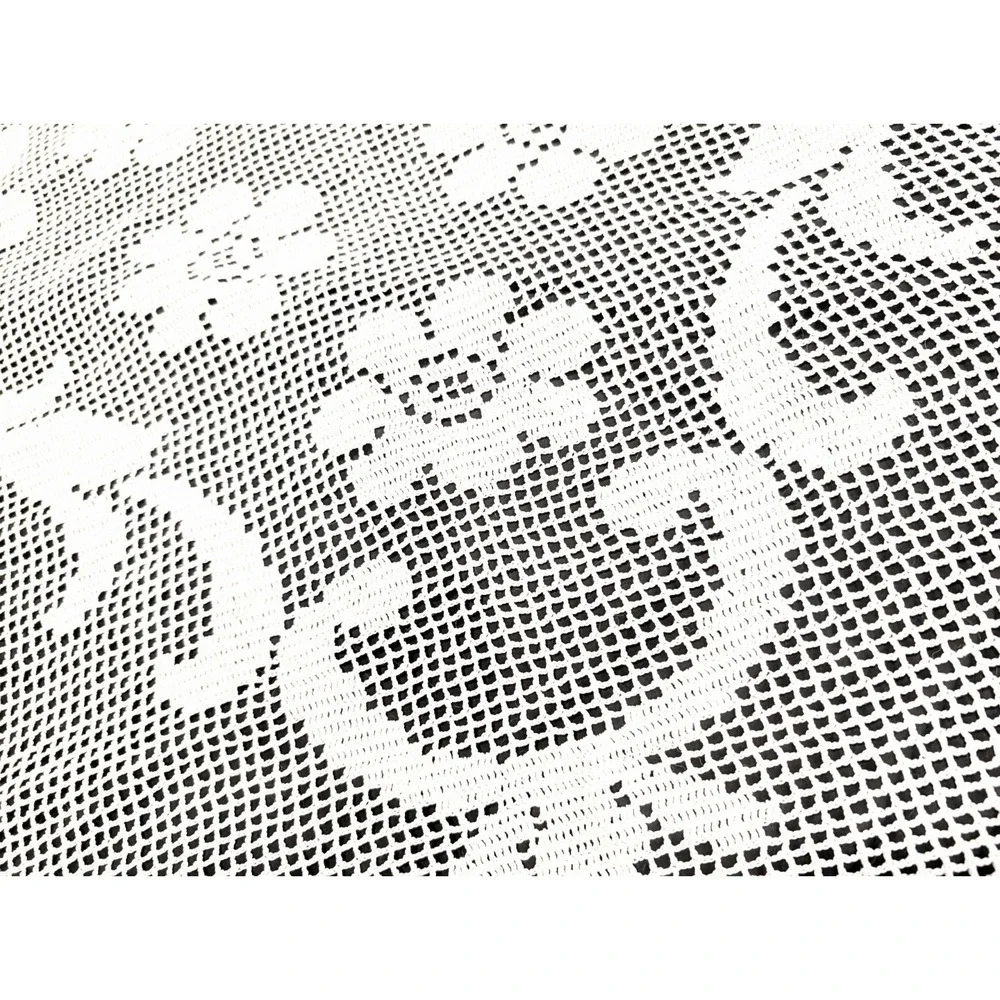 Handmade Crochet Floral Crochet Oval Tablecloth Size: 75